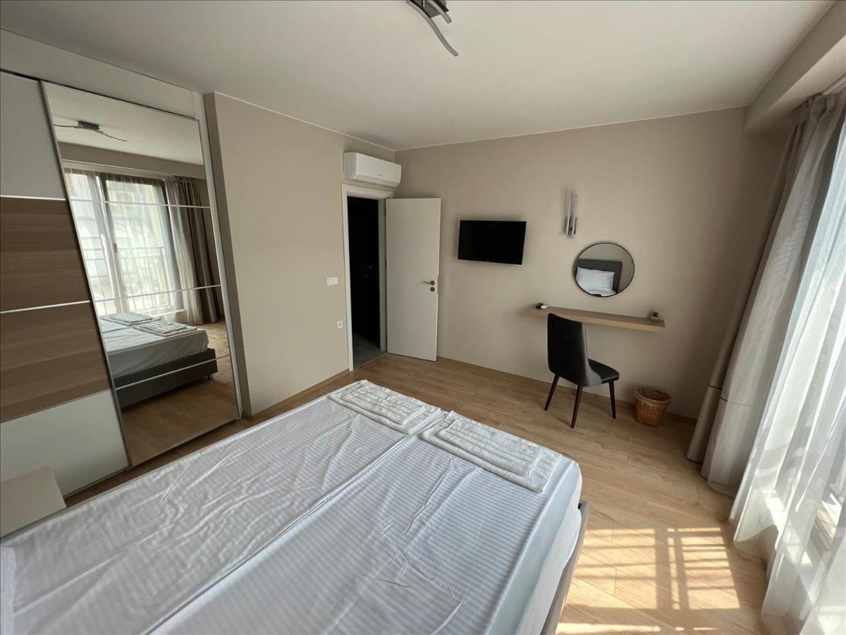 Sea Stories Apartments Варна Екстериор снимка