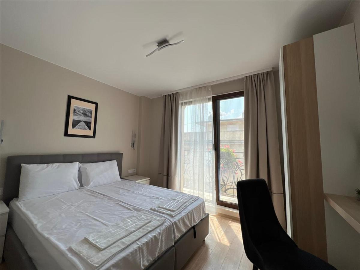 Sea Stories Apartments Варна Екстериор снимка