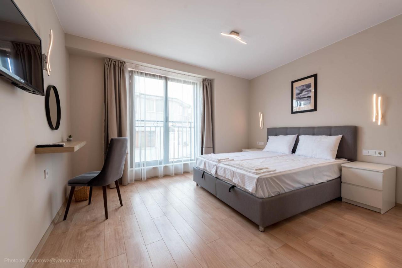 Sea Stories Apartments Варна Екстериор снимка