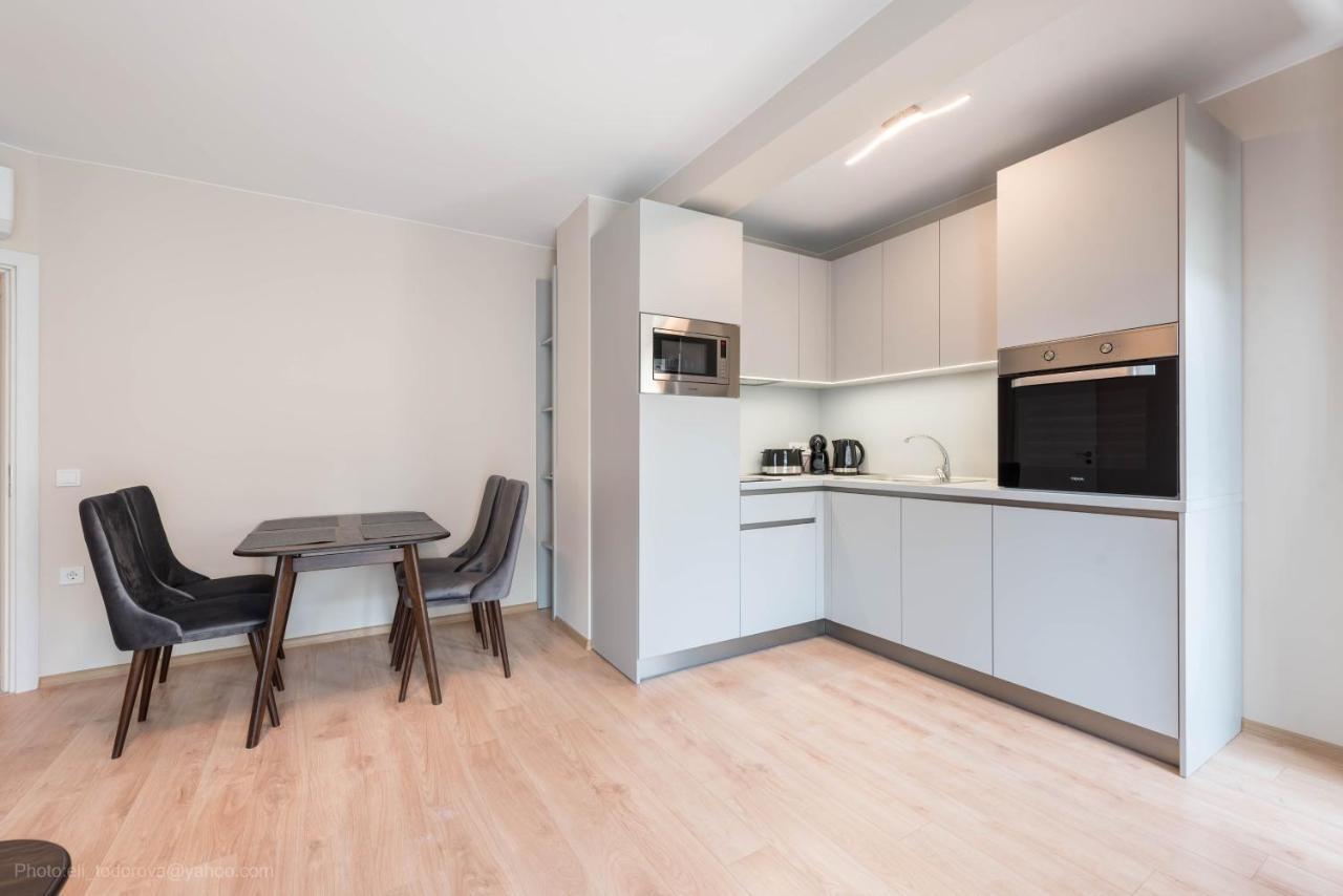 Sea Stories Apartments Варна Екстериор снимка